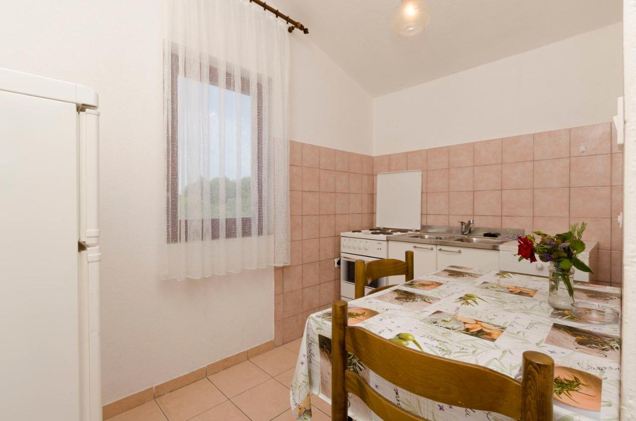 Apartments Mirko Трогир Экстерьер фото